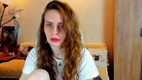 Gloria Wood online show from May 21, 6:15 pm