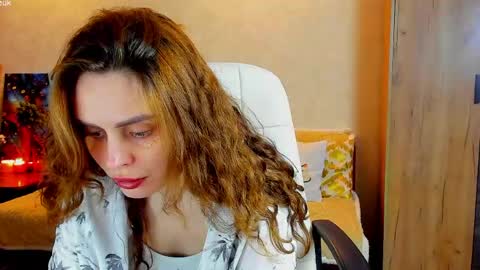 Gloria Wood online show from June 4, 4:35 pm