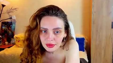 Gloria Wood online show from June 16, 6:10 pm
