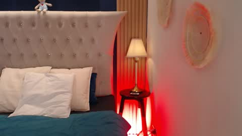 Glory online show from February 20, 1:00 pm