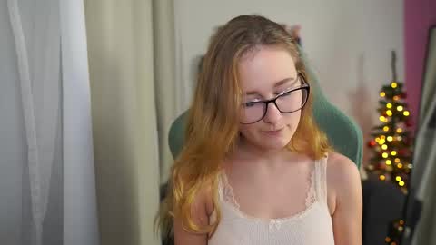 Monica online show from December 23, 9:18 am