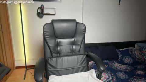 Snapshot of glossyabby chatting on September 13, 1:38 am Abby online show from September 13, 1:38 am