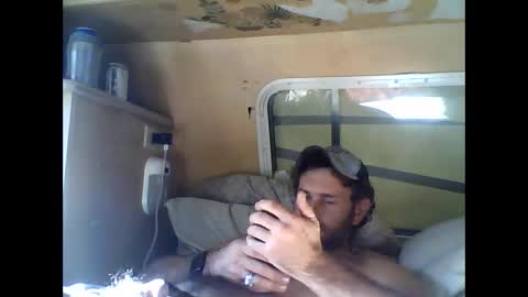 Snapshot of gman3883 chatting on December 5, 8:44 pm Gman online show from December 5, 8:44 pm