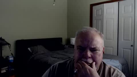 Snapshot of gmctruckguy chatting on October 15, 5:46 pm gmctruckguy online show from October 15, 5:46 pm