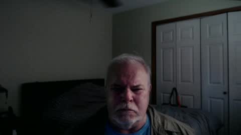gmctruckguy online show from June 14, 9:17 pm