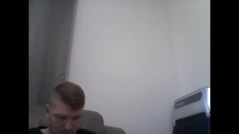 Snapshot of gmonay1331 chatting on October 10, 11:15 pm gmonay1331 online show from October 10, 11:15 pm