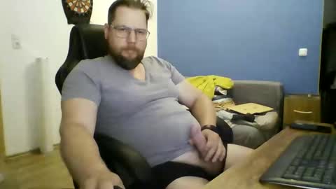 Snapshot of gnik_labinnah chatting on June 8, 8:31 pm gnik_labinnah online show from June 8, 8:31 pm