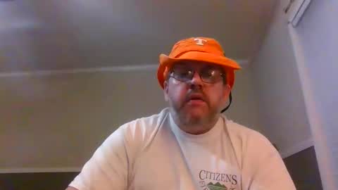 IDKIDCIDGAF online show from November 10, 7:07 am