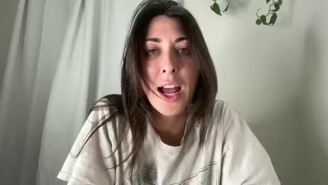 Snapshot of goblingoddess chatting on December 6, 8:29 pm GoblinGoddesss online show from December 6, 8:29 pm