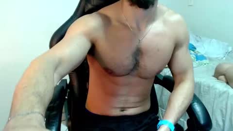 Snapshot of god_hunkules chatting on October 23, 7:12 pm god hunkules online show from October 23, 7:12 pm