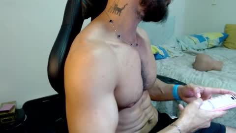 god hunkules online show from February 26, 7:46 pm