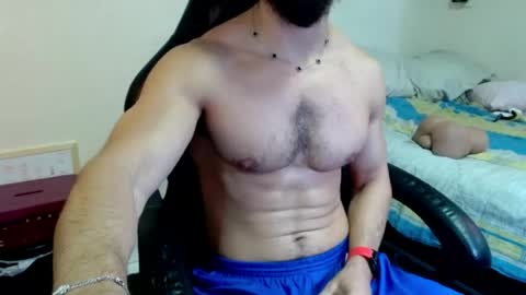 Snapshot of god_hunkules chatting on May 22, 9:53 pm god hunkules online show from May 22, 9:53 pm