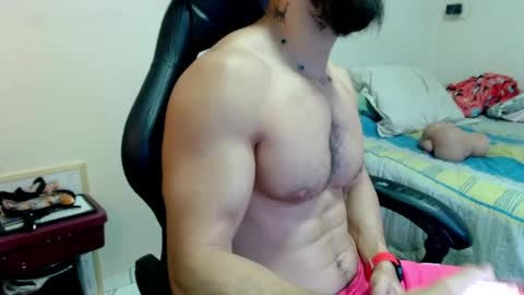Snapshot of god_hunkules chatting on June 4, 4:24 pm god hunkules online show from June 4, 4:24 pm