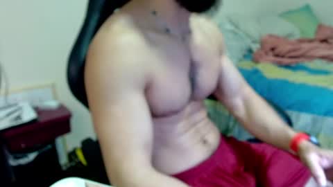 Snapshot of god_hunkules chatting on June 14, 4:09 pm god hunkules online show from June 14, 4:09 pm