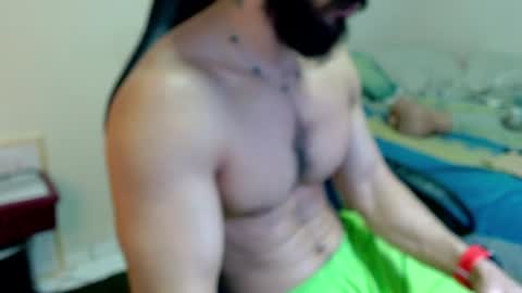 Snapshot of god_hunkules chatting on June 18, 4:44 pm god hunkules online show from June 18, 4:44 pm