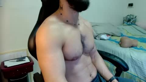 Snapshot of god_hunkules chatting on July 19, 5:05 pm god hunkules online show from July 19, 5:05 pm