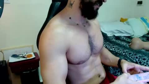 Snapshot of god_hunkules chatting on July 28, 8:52 pm god hunkules online show from July 28, 8:52 pm