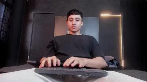 steven online show from October 14, 11:11 am