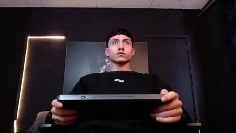 steven online show from October 16, 11:11 am