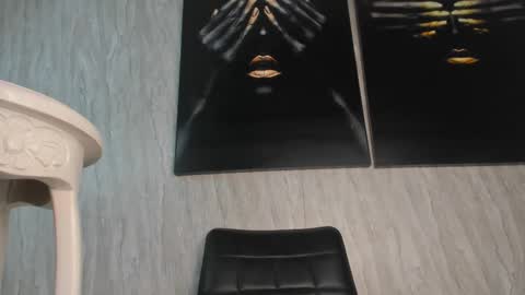 Snapshot of goddes_valery chatting on February 21, 1:55 pm Valery online show from February 21, 1:55 pm