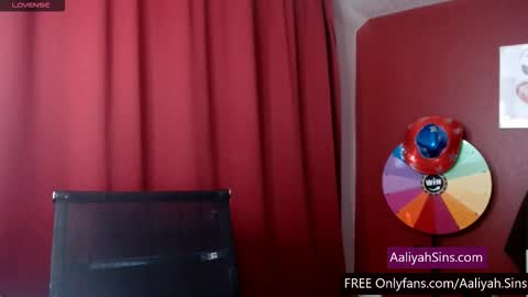 goddess_aaliyah online show from February 15, 2:47 pm