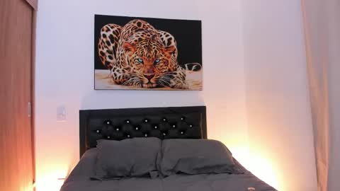 Snapshot of goddess_eli77 chatting on November 15, 2:31 am goddess_eli77 online show from November 15, 2:31 am