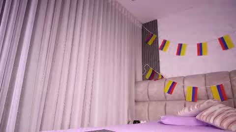 Snapshot of goddess_eli77 chatting on June 28, 3:01 am goddess_eli77 online show from June 28, 3:01 am