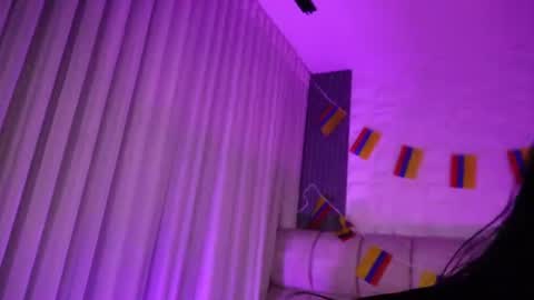 Snapshot of goddess_eli77 chatting on July 8, 3:11 am goddess_eli77 online show from July 8, 3:11 am