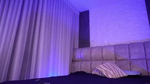 Snapshot of goddess_eli77 chatting on July 25, 3:04 am goddess_eli77 online show from July 25, 3:04 am