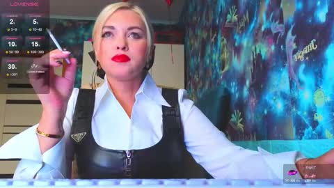 Mrs. Isabella online show from October 4, 4:10 am