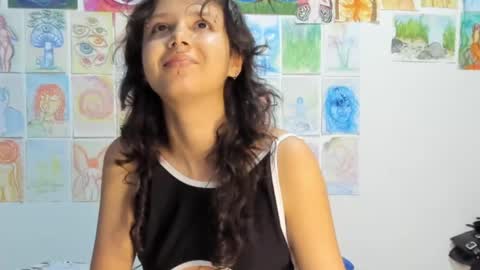 Snapshot of goddess_vee_ chatting on February 8, 6:33 am vee online show from February 8, 6:33 am