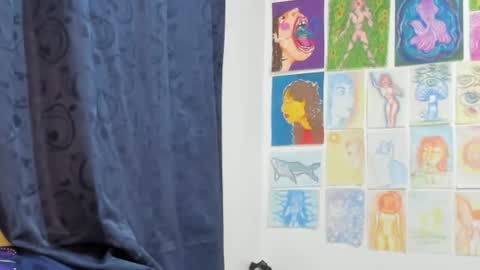 Snapshot of goddess_vee_ chatting on February 17, 1:58 am vee online show from February 17, 1:58 am