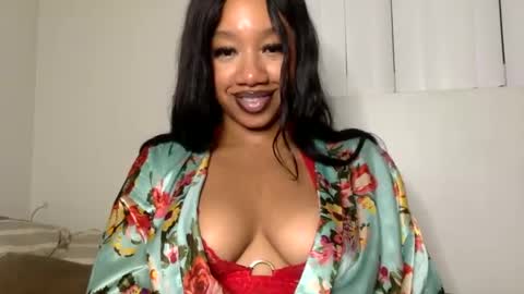 Snapshot of goddessdaisysky chatting on February 26, 4:03 am Goddess Daisy Sky online show from February 26, 4:03 am