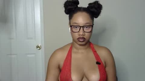 Snapshot of goddessdaisysky chatting on September 20, 5:25 pm Goddess Daisy Sky online show from September 20, 5:25 pm