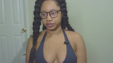 Snapshot of goddessdaisysky chatting on October 13, 1:44 pm Goddess Daisy Sky online show from October 13, 1:44 pm