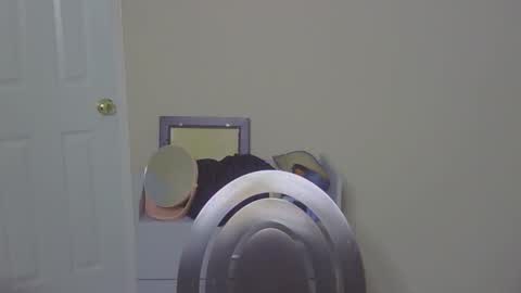 Snapshot of goddessdaisysky chatting on October 20, 4:18 pm Goddess Daisy Sky online show from October 20, 4:18 pm