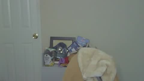 Snapshot of goddessdaisysky chatting on October 26, 4:24 pm Goddess Daisy Sky online show from October 26, 4:24 pm