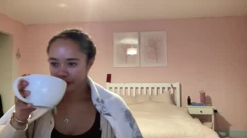 Goddess L online show from May 15, 7:54 pm