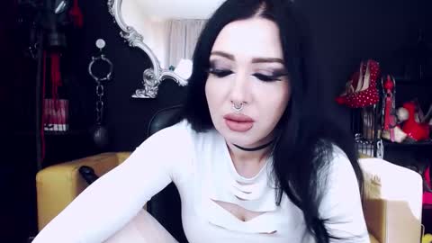 Goddess Georgia online show from October 12, 1:32 pm