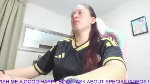 Goddess Jessica and slave Roger online show from July 8, 4:50 am