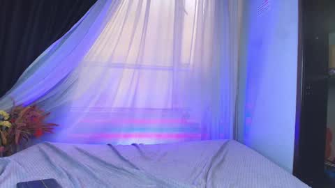 Snapshot of goddessjulieta chatting on March 10, 10:13 pm Julieta online show from March 10, 10:13 pm