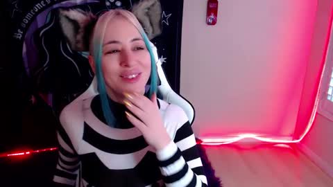 Snapshot of goddesslilith chatting on January 3, 12:33 am Goddess Lilith - 111 tks to PM online show from January 3, 12:33 am