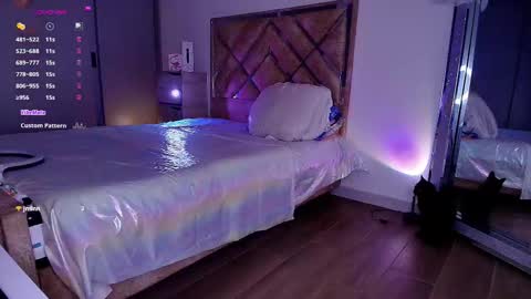 Snapshot of goddesslinda chatting on September 27, 10:15 pm Linda online show from September 27, 10:15 pm