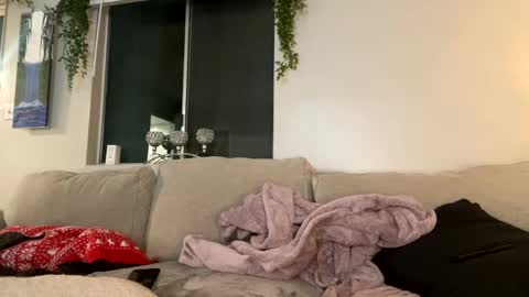 GoddessMayvn online show from December 27, 8:35 am