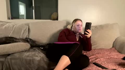 GoddessMayvn online show from February 2, 9:40 am