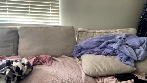 Snapshot of goddessmayvn chatting on February 2, 9:02 pm GoddessMayvn online show from February 2, 9:02 pm