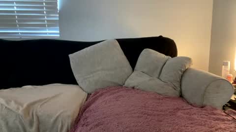 Snapshot of goddessmayvn chatting on July 28, 2:13 pm GoddessMayvn online show from July 28, 2:13 pm