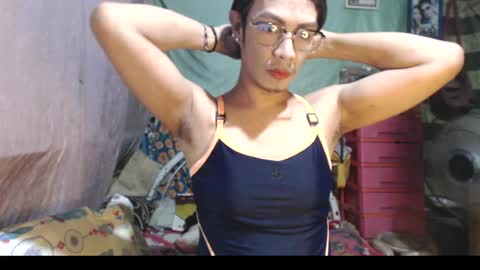 Snapshot of goddesssonyaxxx chatting on July 13, 6:16 am KENNY DOLL online show from July 13, 6:16 am