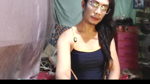 Snapshot of goddesssonyaxxx chatting on July 21, 6:16 am KENNY DOLL online show from July 21, 6:16 am