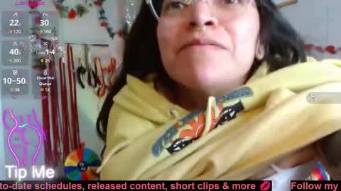 Snapshot of goddessultraviolet chatting on March 9, 6:21 pm goddessultraviolet online show from March 9, 6:21 pm